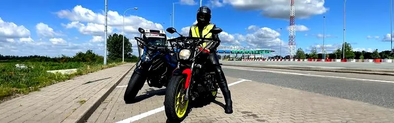 Czy po autostradzie można jechać motocyklem — co warto wiedzieć