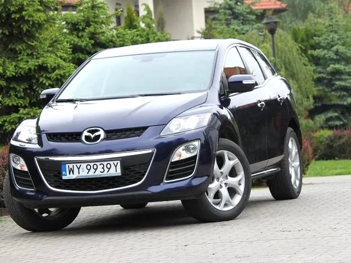 Ile pali Mazda CX-7: realne spalanie i koszty