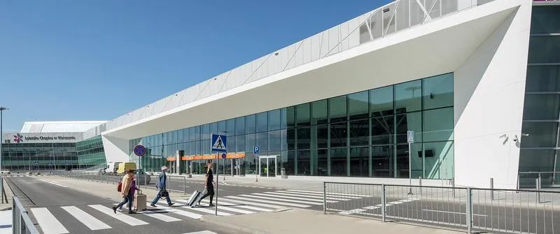 Ile zapłacisz za taxi z dworca Warszawa Gdańska na lotnisko Chopina?