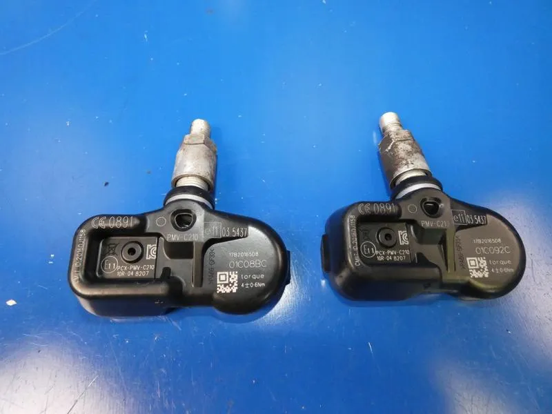 Jakie opony wybrać do Toyoty Avensis T27? Praktyczny przewodnik dla kierowców