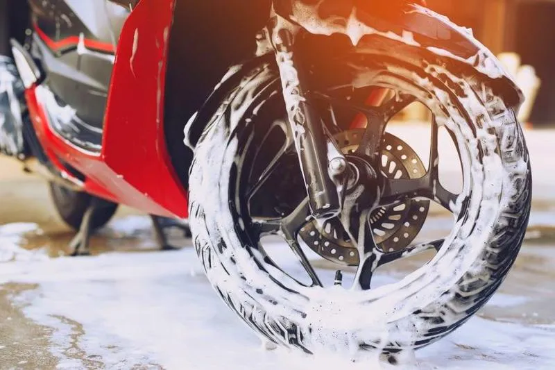 Ochrona lakieru motocykla