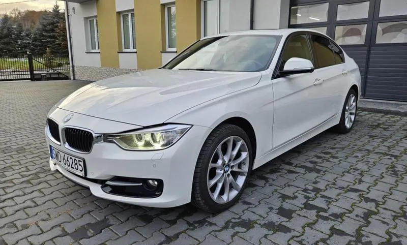 Opinie o BMW F30