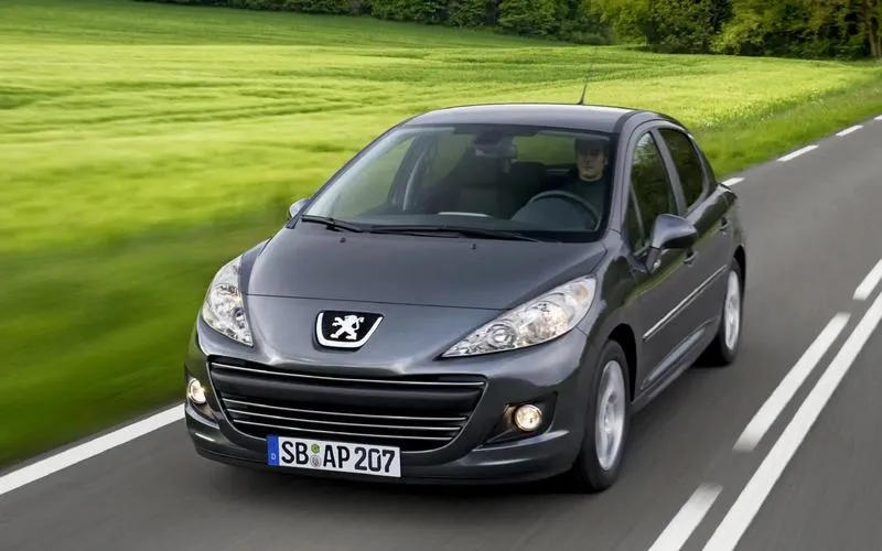 Porównanie 1.4 VTi i 1.6 THP