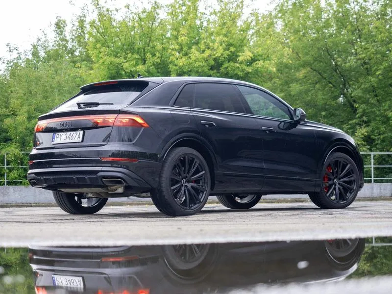 Spalanie Audi Q8
